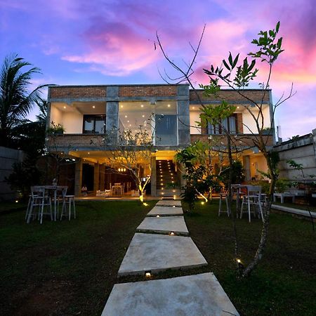 Hotel Ami Mirissa Exterior foto